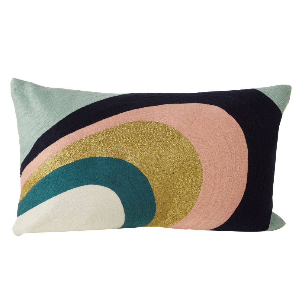 Bosie_Ozella_Curved_Stripes_Cushion_interia.co.uk