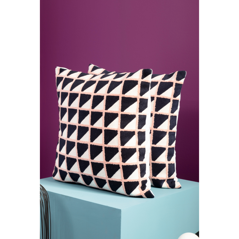 Bosie_Ozella_Grid_Design_Cushion_interia.co.uk