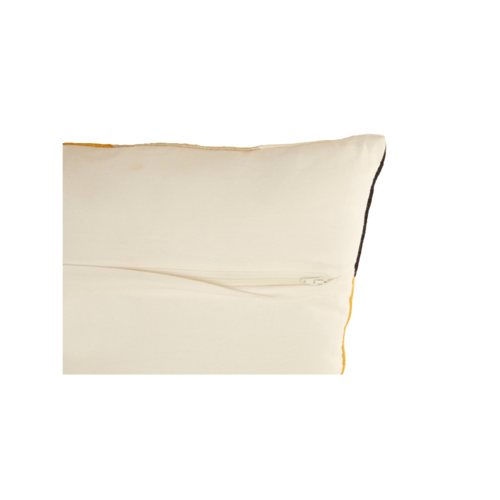 Bosie_Ozella_Geometric_Abstract_Pattern_Cushion_interia.co.uk