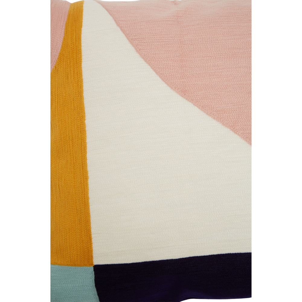 Bosie_Ozella_Abstract_Cushion_interia.co.uk