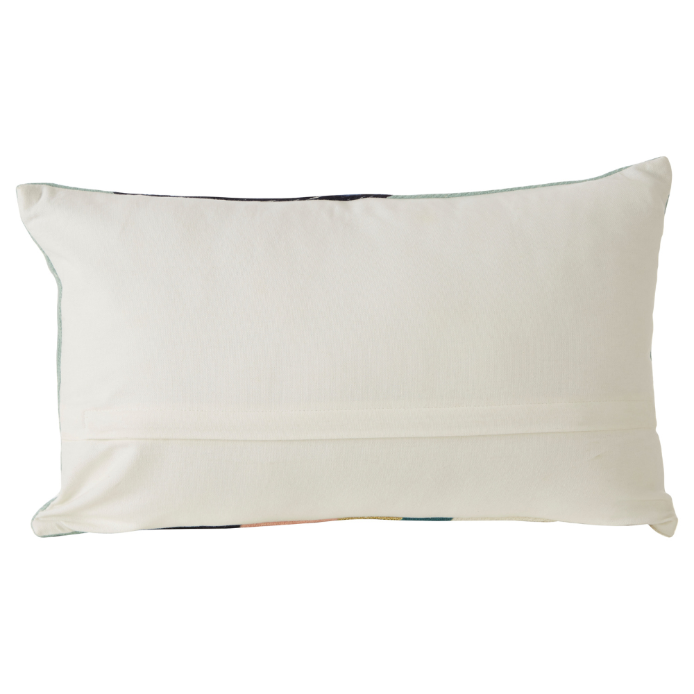 Bosie_Ozella_Curved_Stripes_Cushion_interia.co.uk