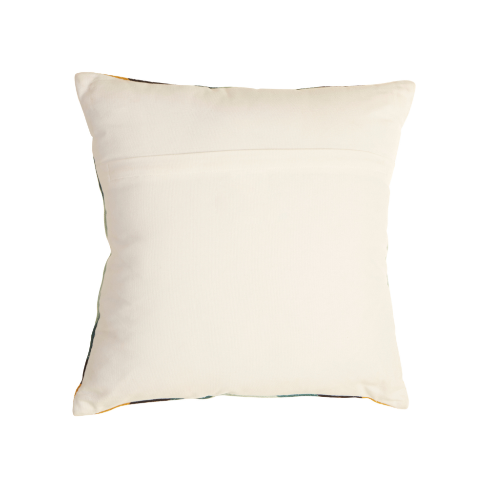 Bosie_Ozella_Hexagonal_Design_Cushion_interia.co.uk