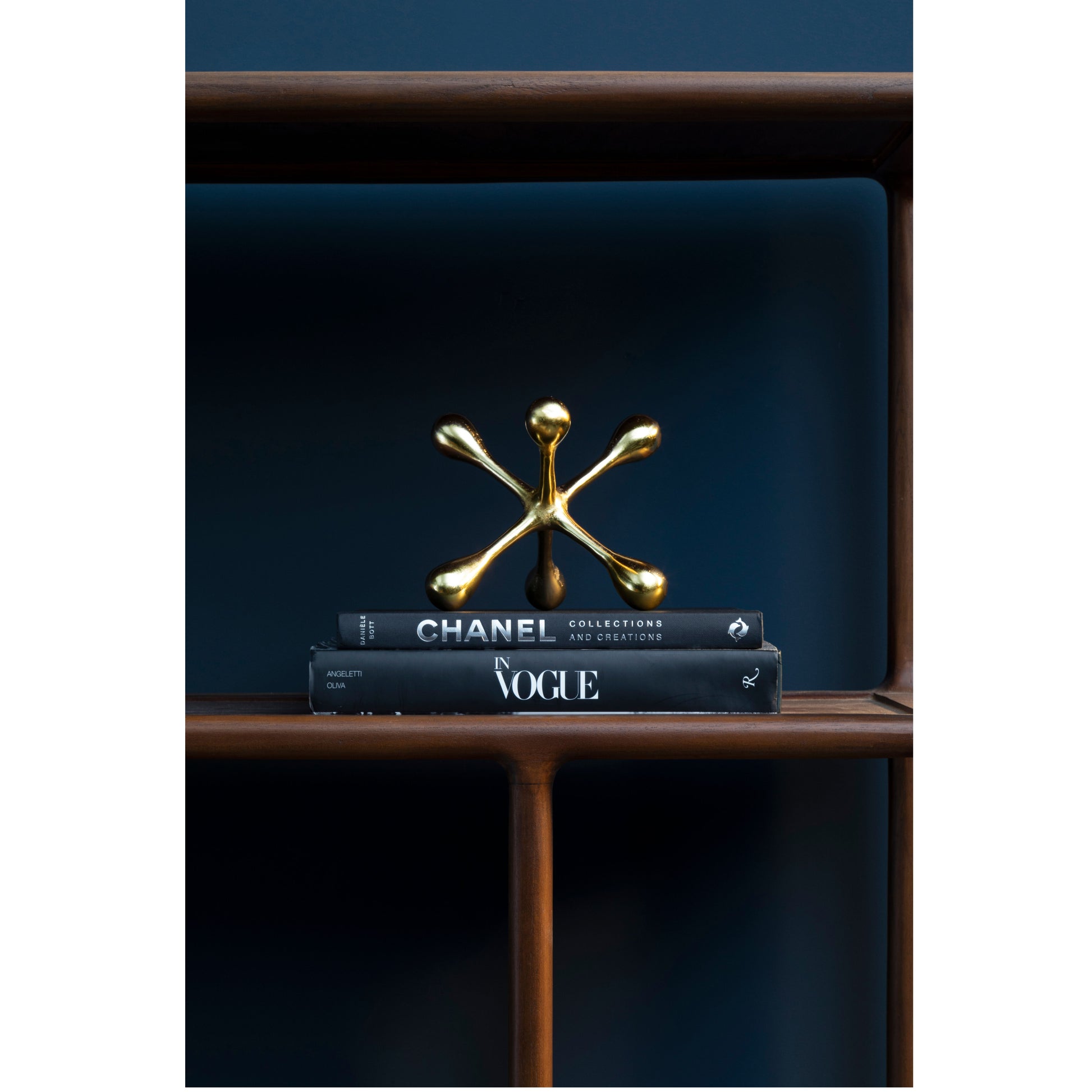 Prato_Gold_Finish_Jack_Sculpture_interia.co.uk