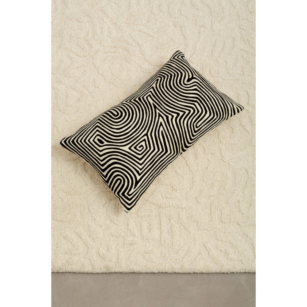 Bosie_Ozella_Black_And_White_Embroidered_Rectangular_Cushion_interia.co.uk